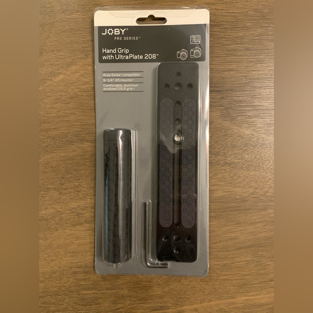 Joby Black Hand Grip with UltraPlate 208 For Cameras NWT